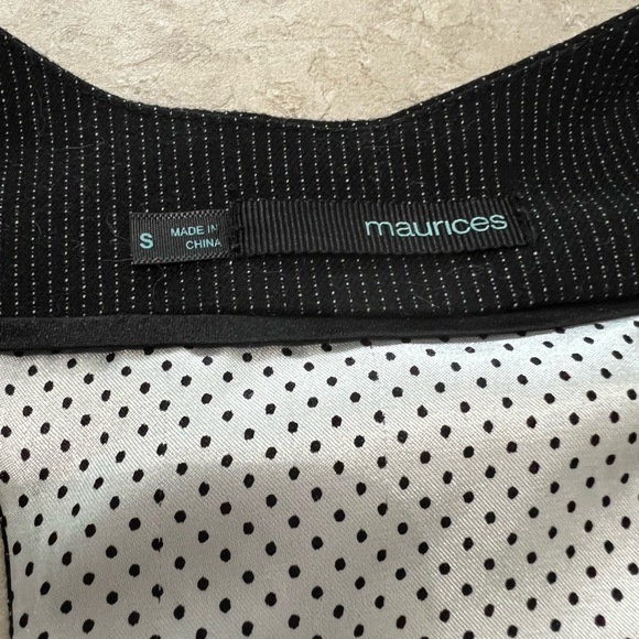 Maurice’s black pin-stripe vest - Picture 5 of 5